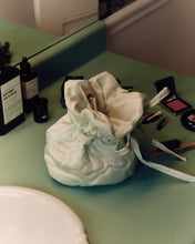 Load image into Gallery viewer, THE ORQUIDEA POUCH
